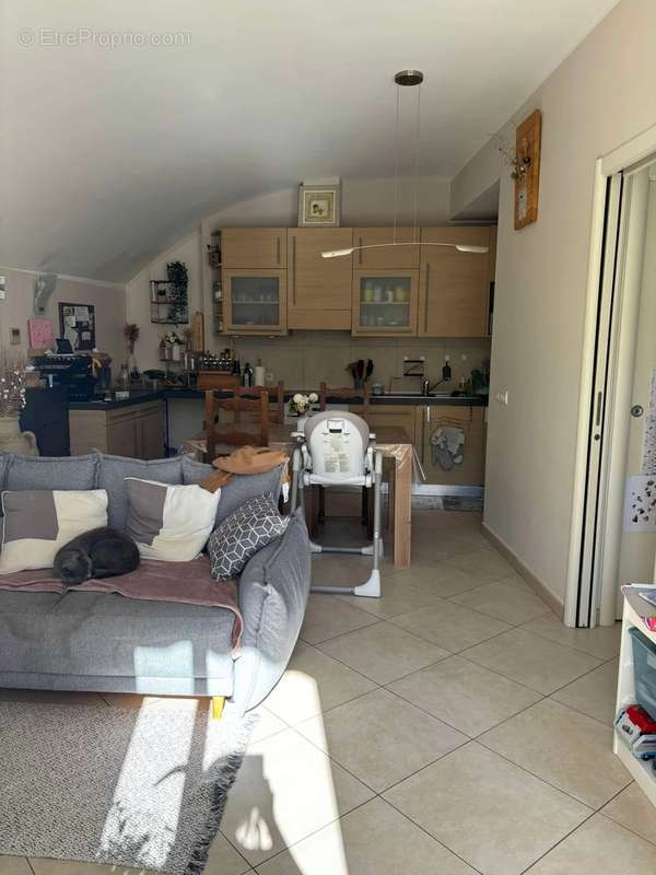 Appartement à LEVENS