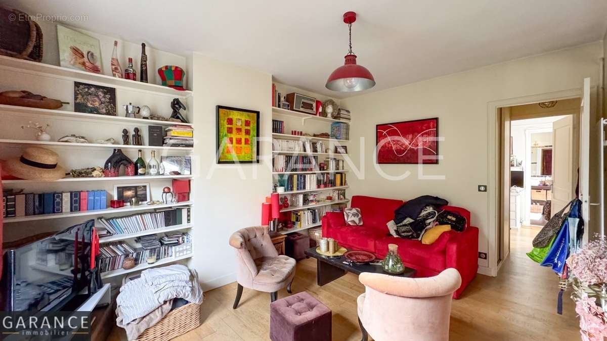 Appartement à PARIS-12E