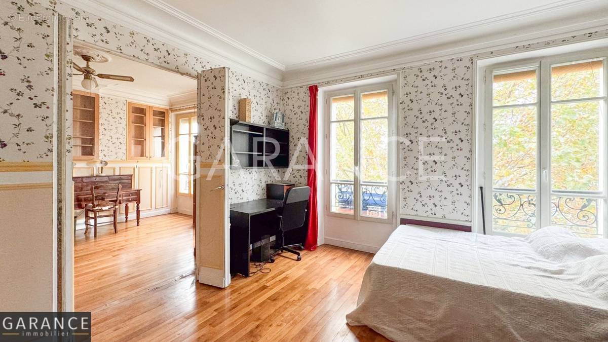 Appartement à PARIS-12E