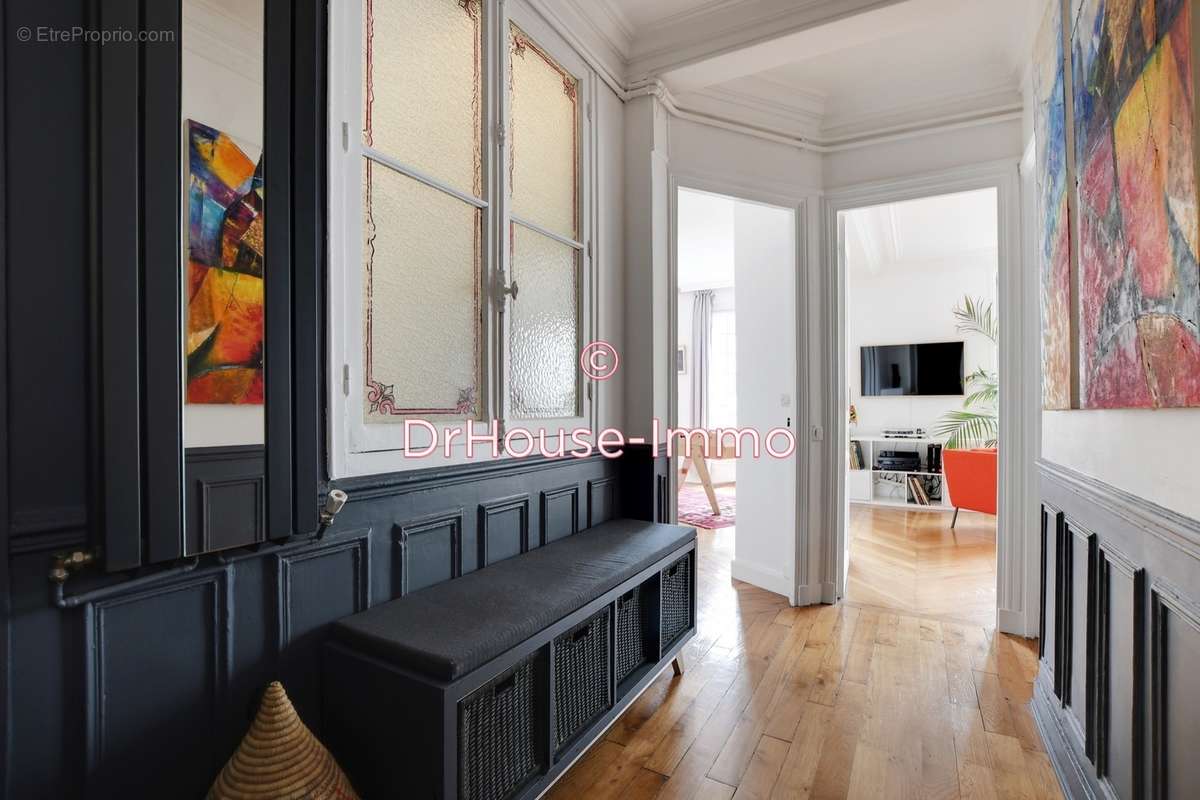 Appartement à PARIS-10E