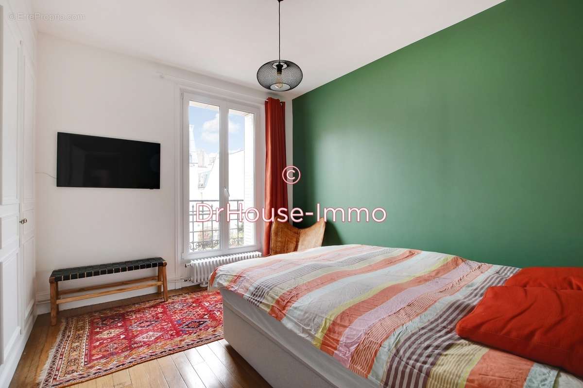 Appartement à PARIS-10E