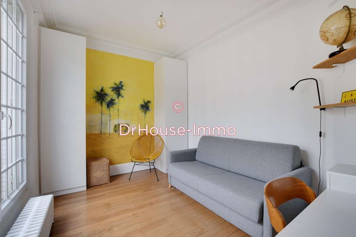 Appartement à PARIS-10E