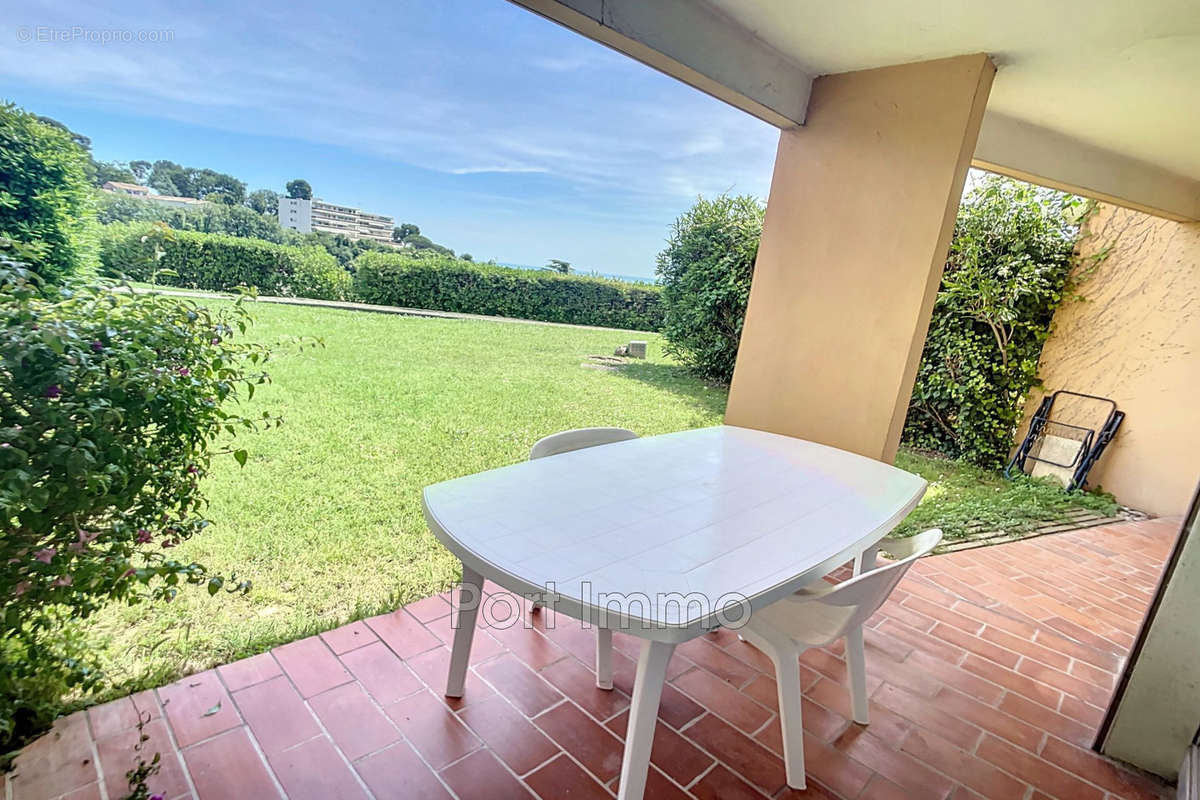 Appartement à VILLENEUVE-LOUBET