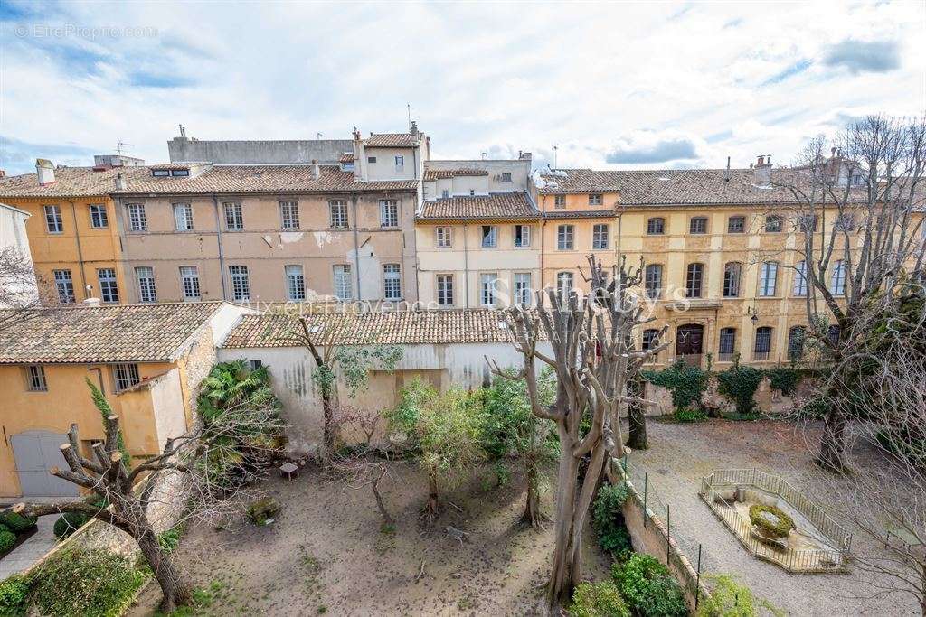 Appartement à AIX-EN-PROVENCE