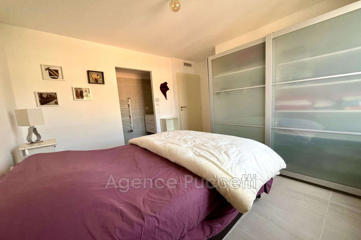 Appartement à VENCE