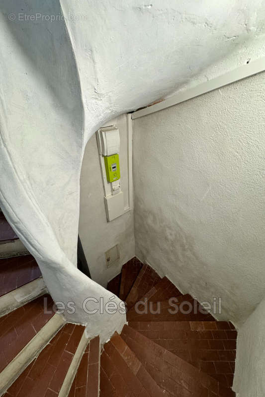 Appartement à CUERS