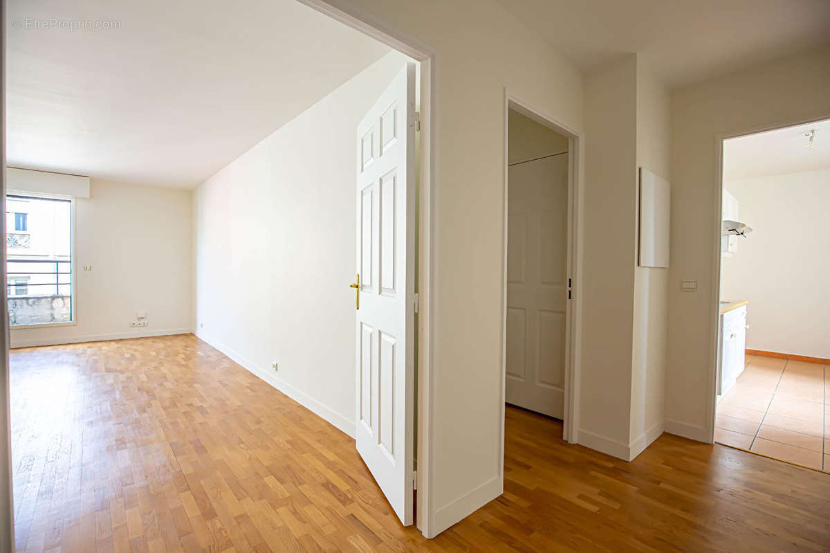 Appartement à PARIS-12E