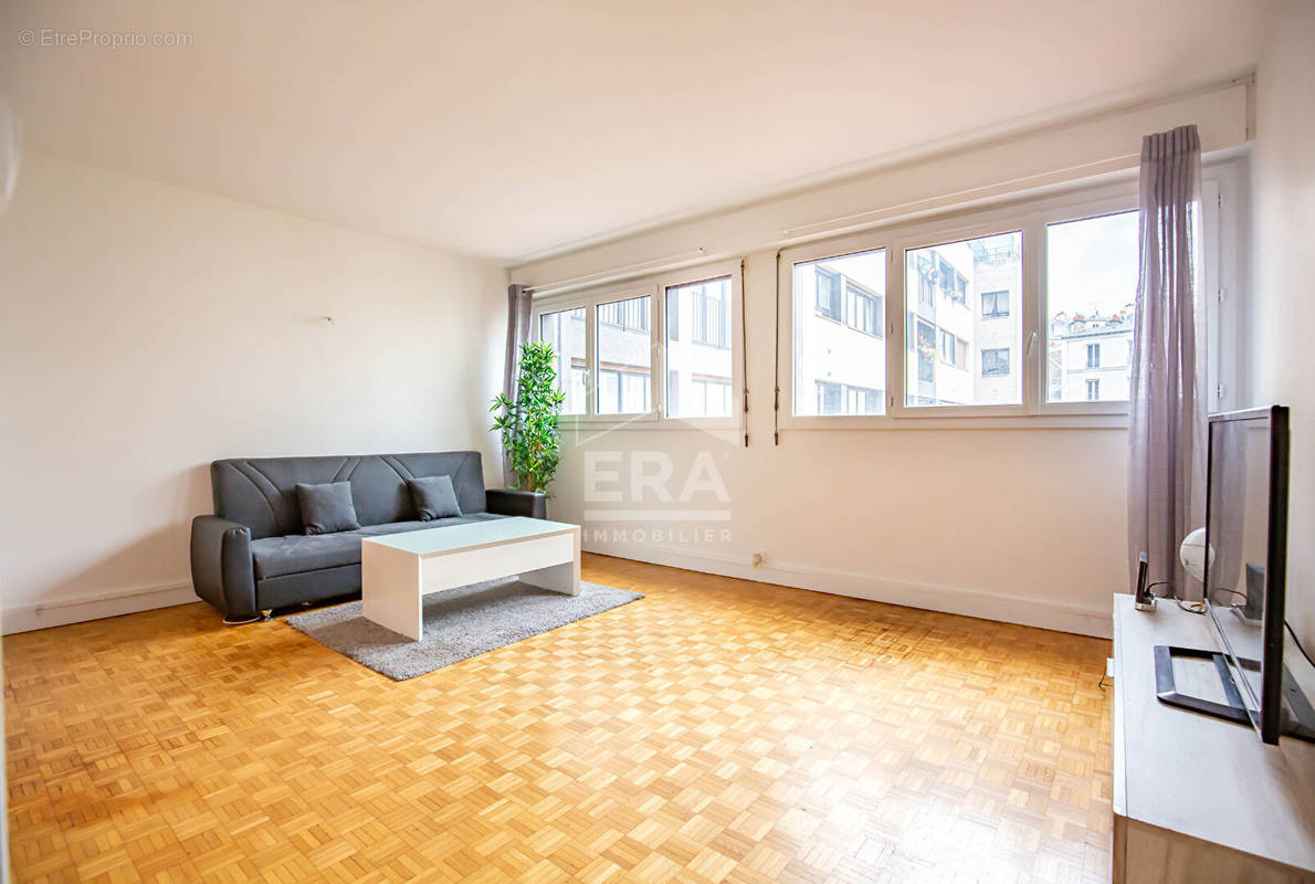 Appartement à PARIS-12E