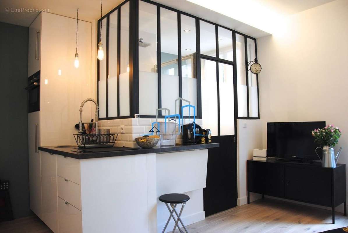 Appartement à PARIS-11E