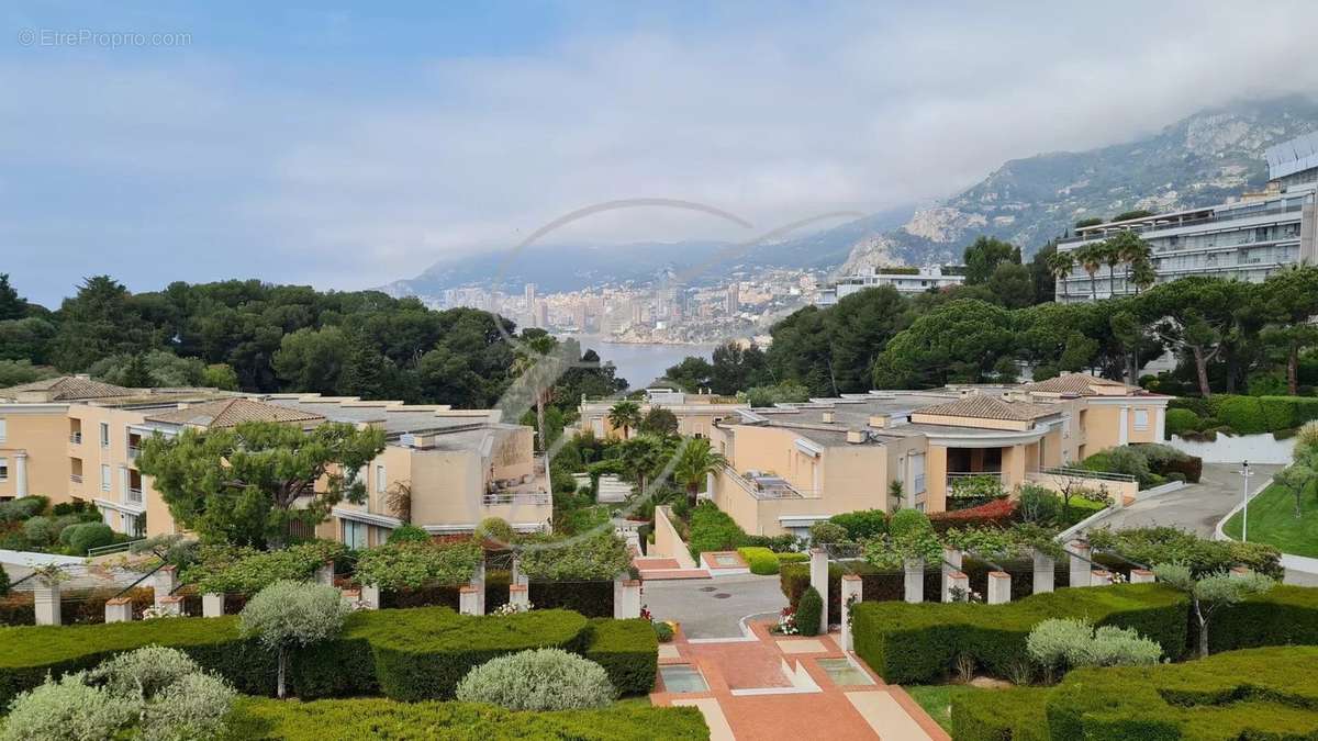 Appartement à ROQUEBRUNE-CAP-MARTIN