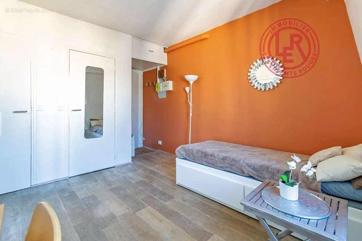 Appartement à PARIS-3E