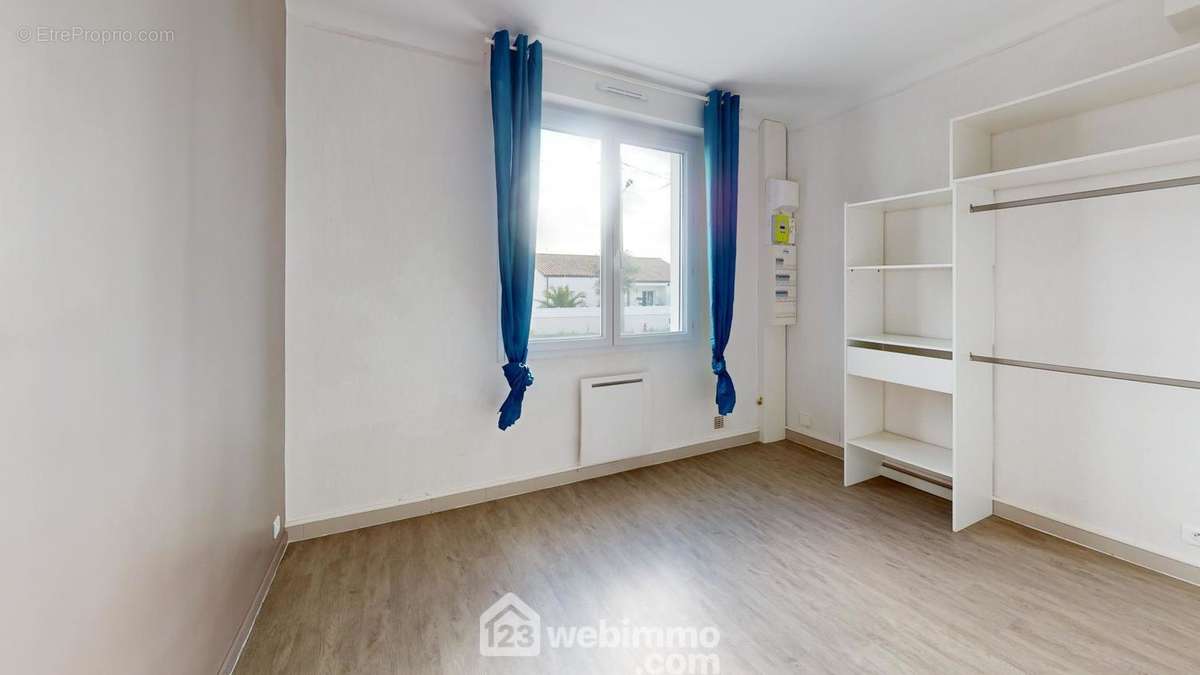 Chambre 2 - Appartement à JARD-SUR-MER