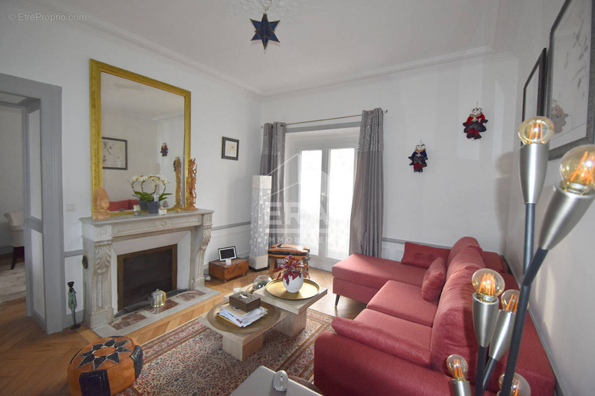 Appartement à BOULOGNE-BILLANCOURT