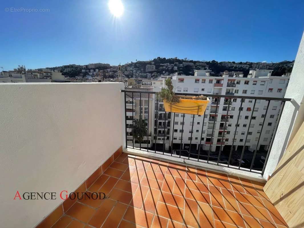 Appartement à NICE