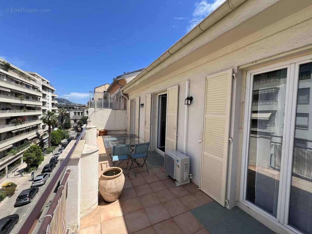 Appartement à NICE