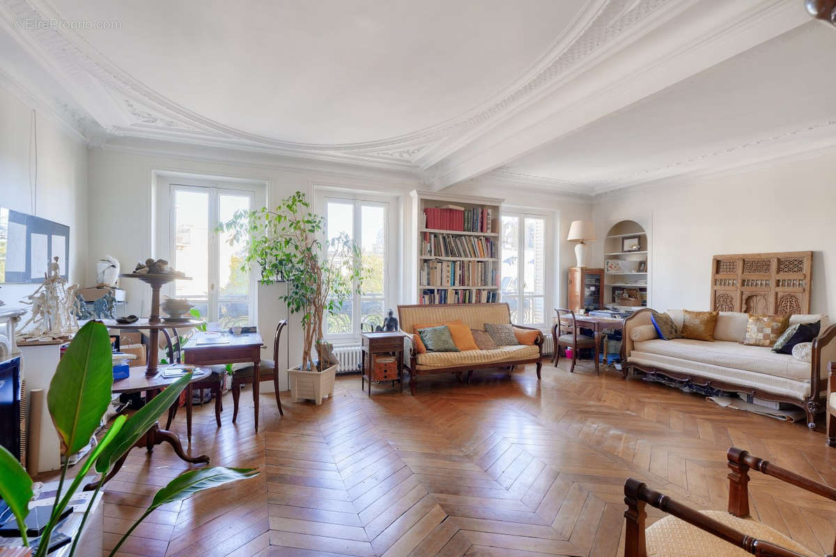 Appartement à PARIS-5E