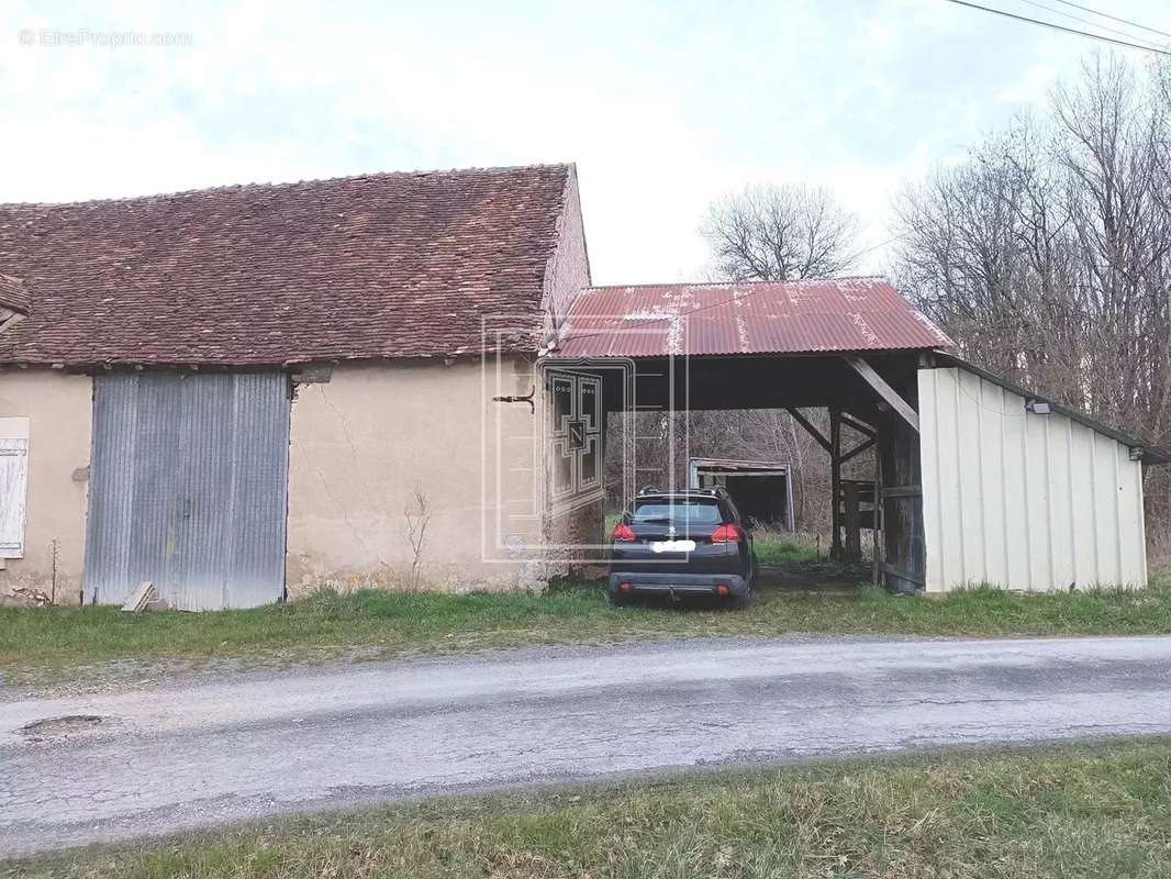 Maison à GIEVRES