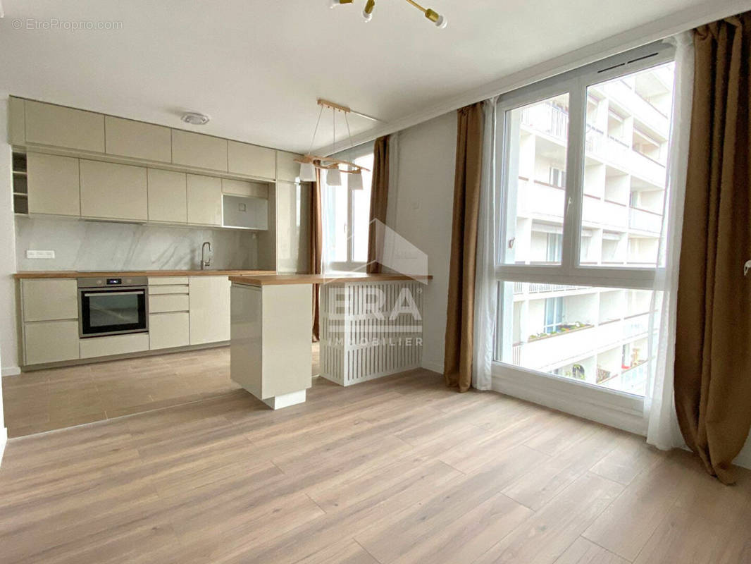 Appartement à IVRY-SUR-SEINE