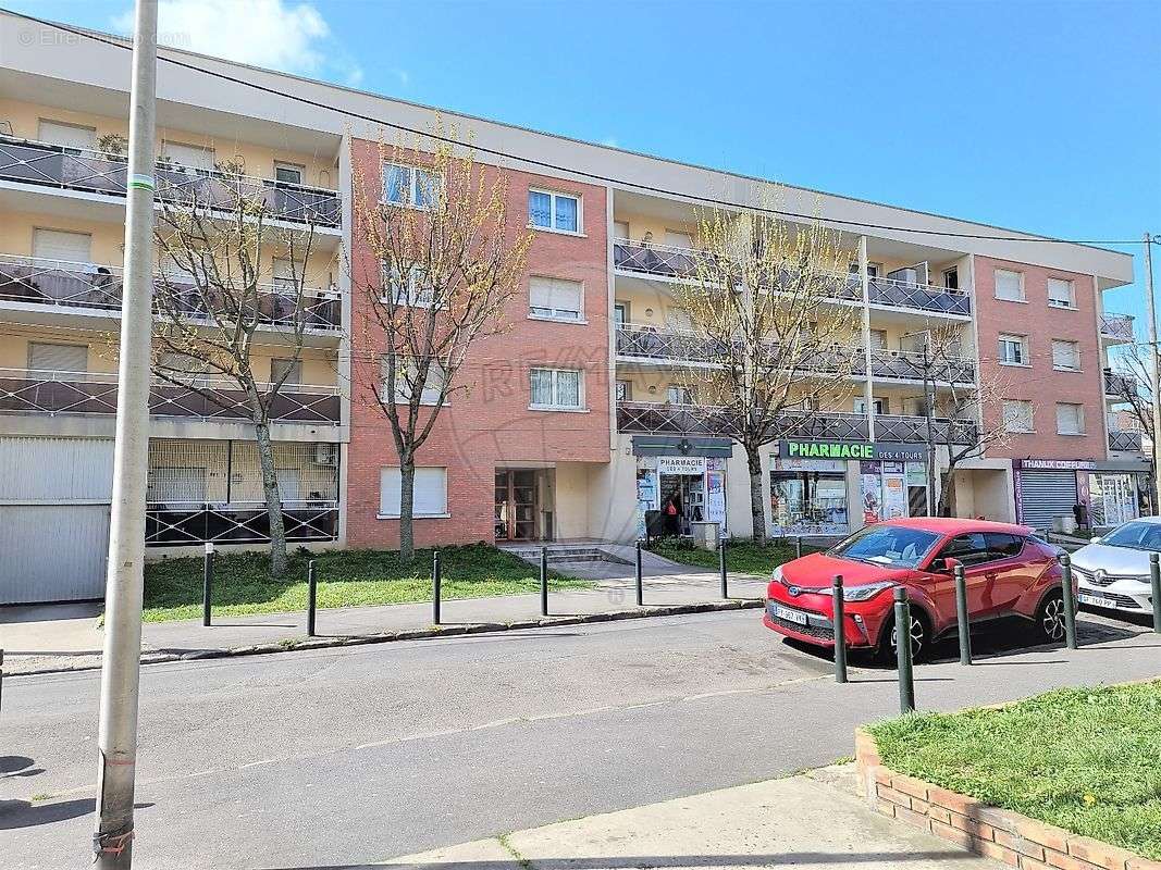 Appartement à LE BLANC-MESNIL