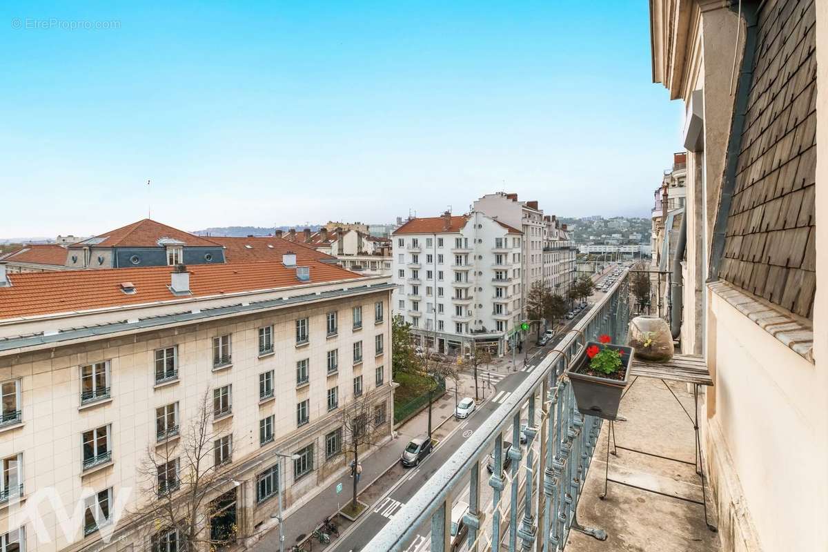 Appartement à LYON-7E