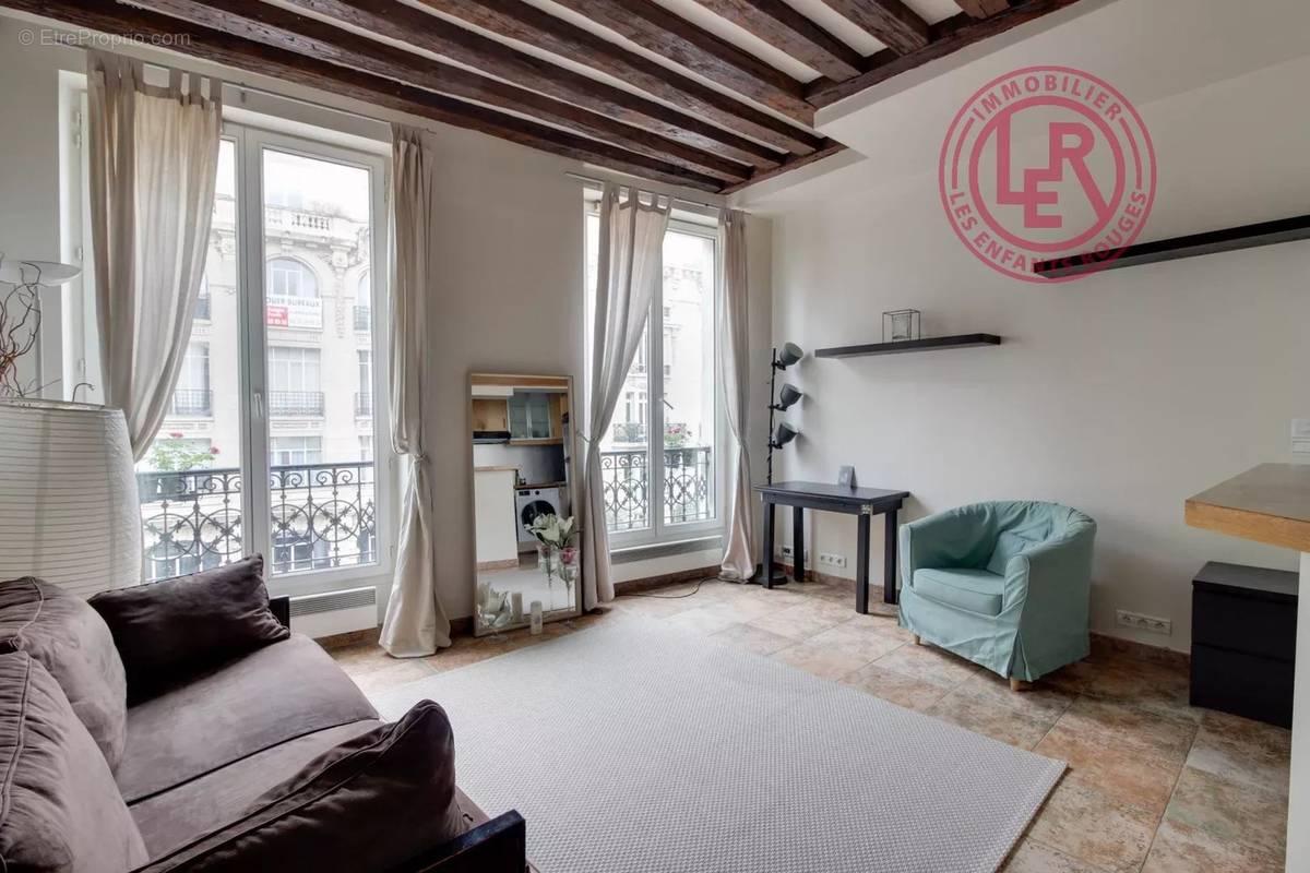 Appartement à PARIS-3E