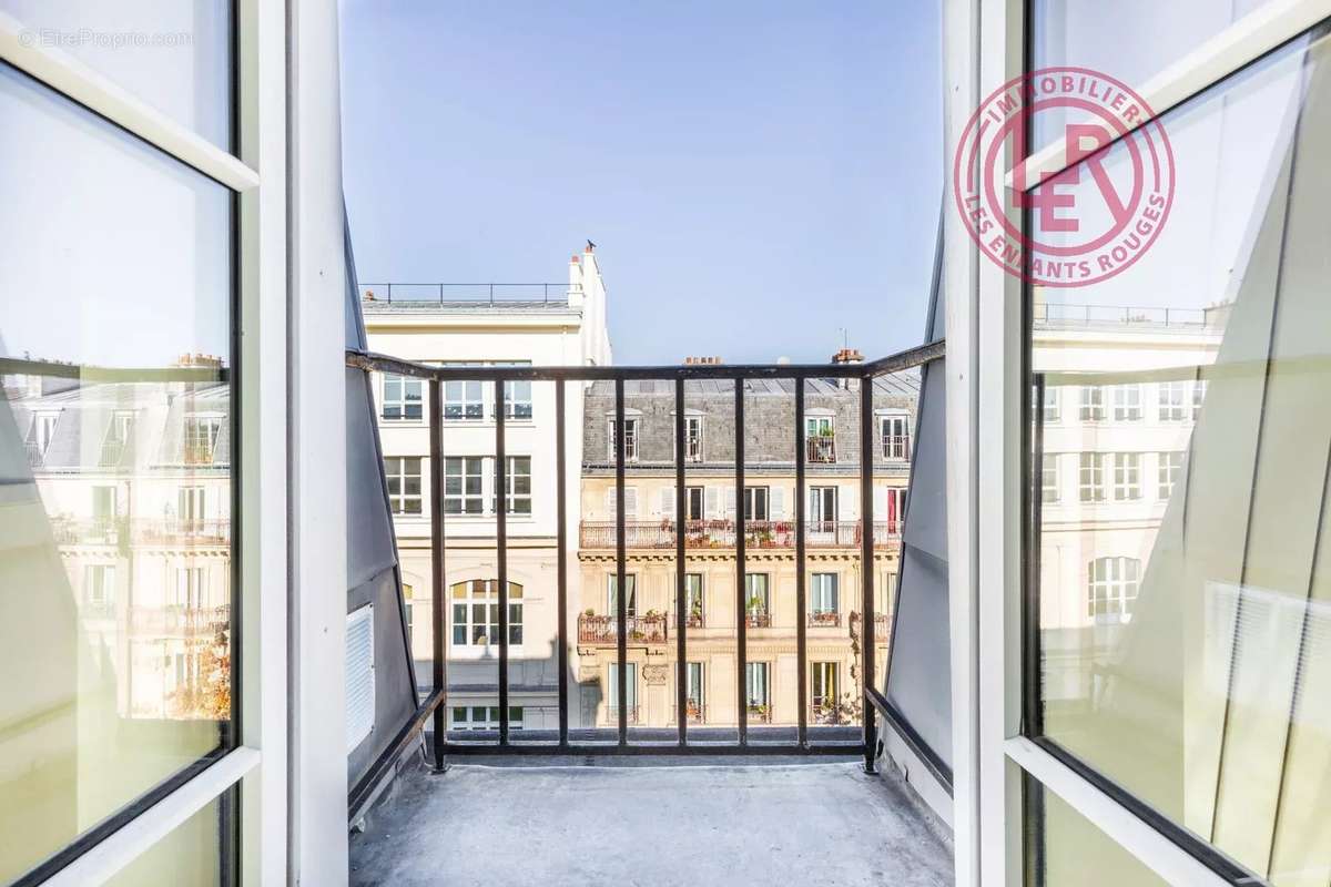 Appartement à PARIS-3E