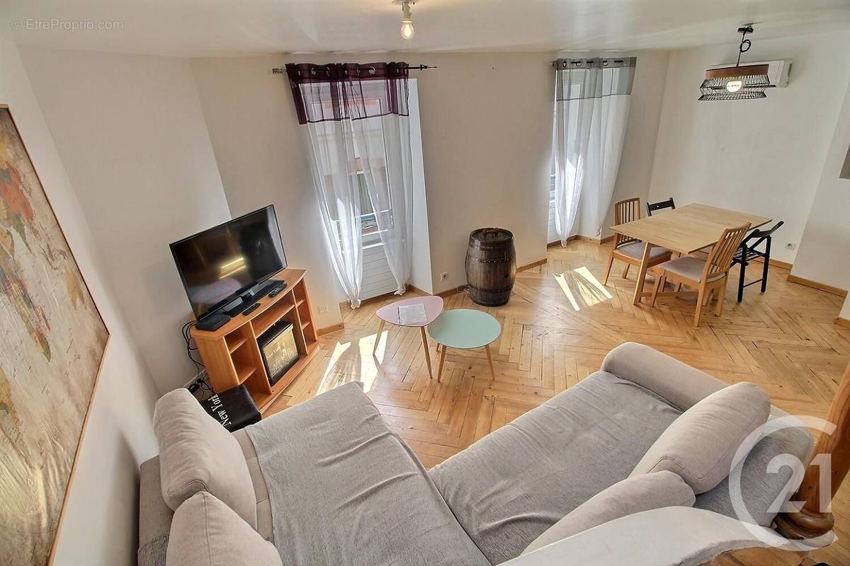 Appartement à EVIAN-LES-BAINS