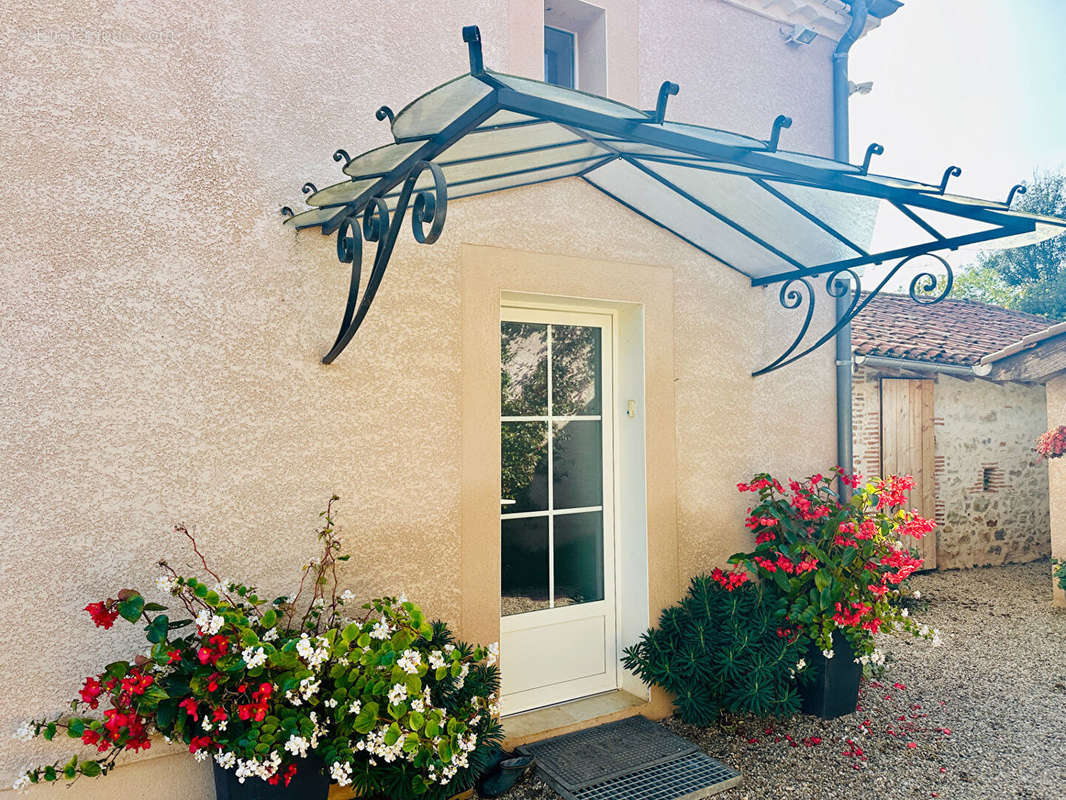 Maison à SAINT-SYLVESTRE-SUR-LOT