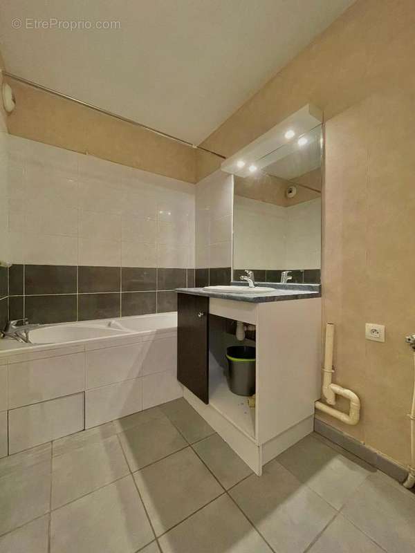   - Appartement à TOULOUSE