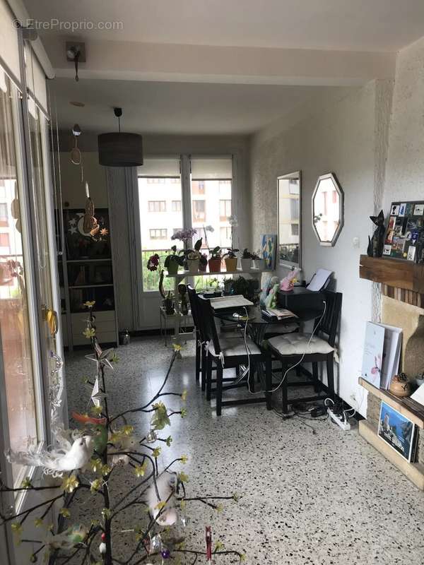 Appartement à AUBAGNE