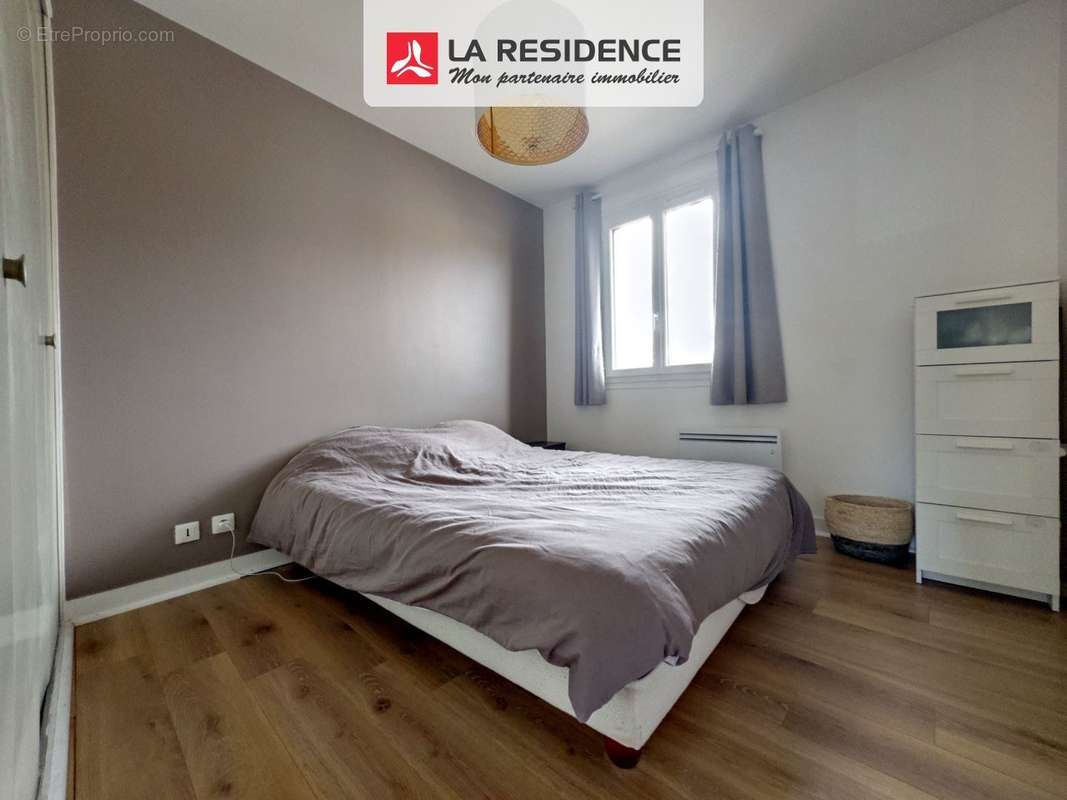 Appartement à VERNEUIL-SUR-SEINE