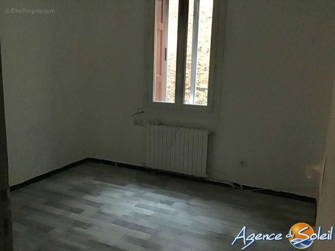 Appartement à PEZILLA-LA-RIVIERE