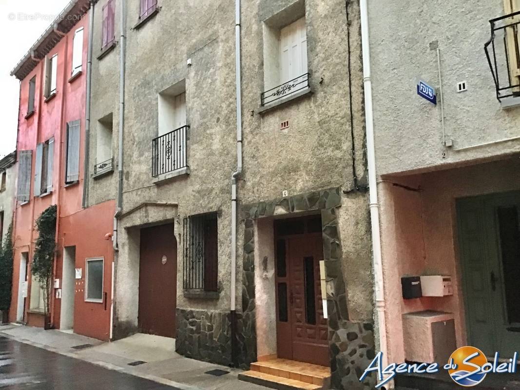 Appartement à PEZILLA-LA-RIVIERE