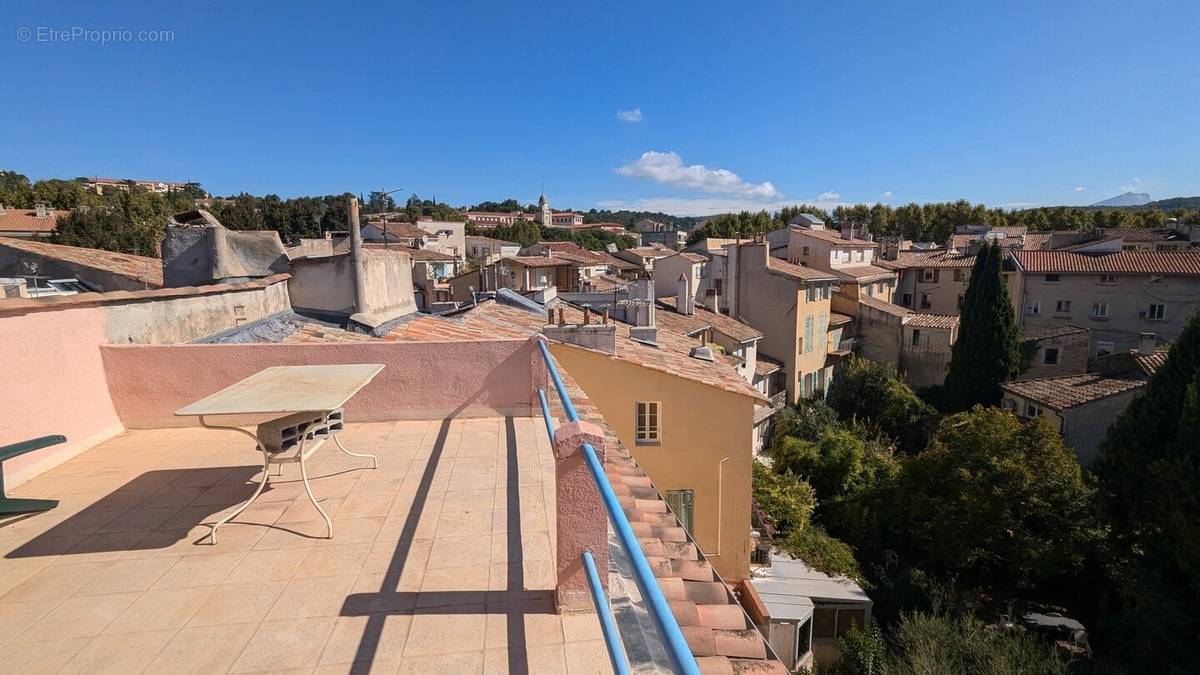 Appartement à AIX-EN-PROVENCE