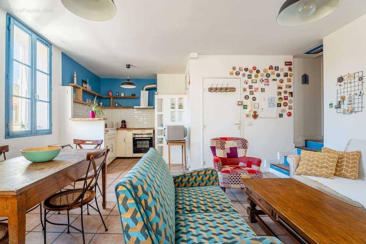 Appartement à MARSEILLE-2E