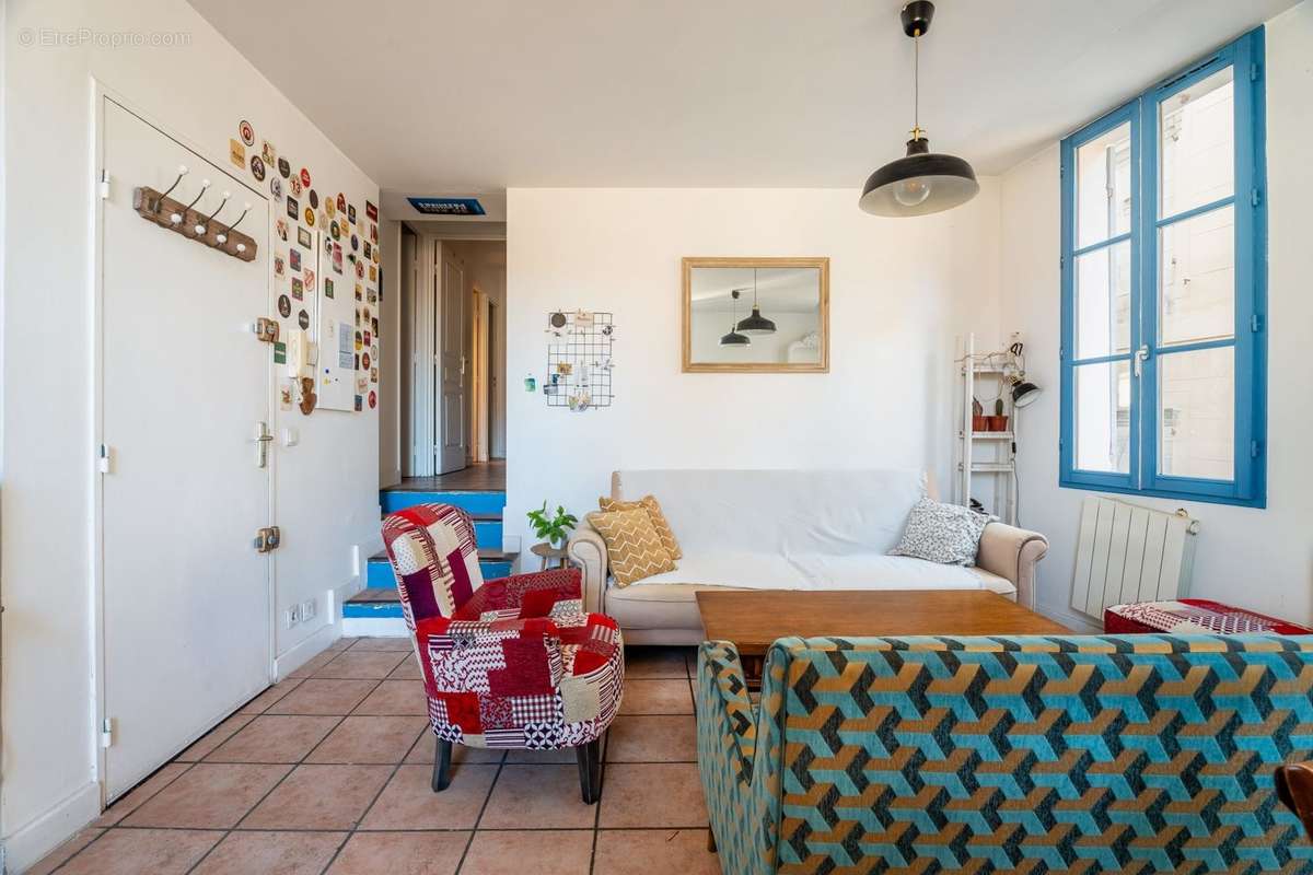 Appartement à MARSEILLE-2E