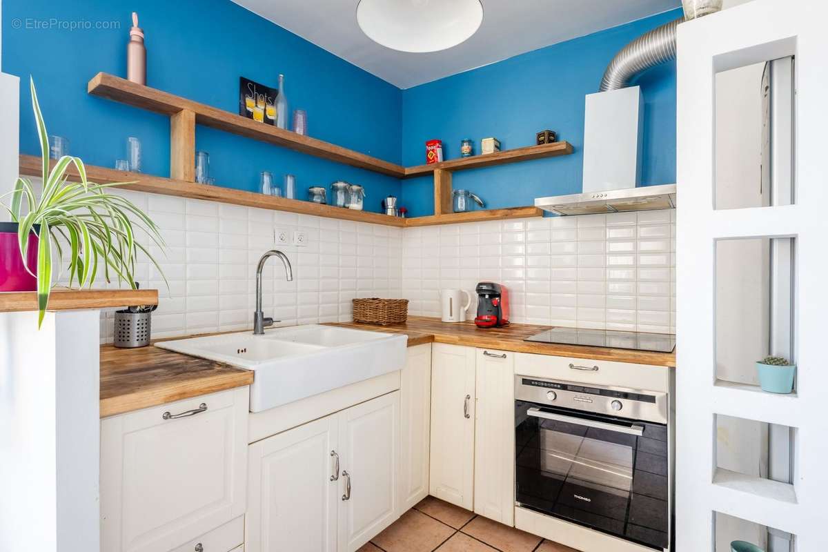 Appartement à MARSEILLE-2E