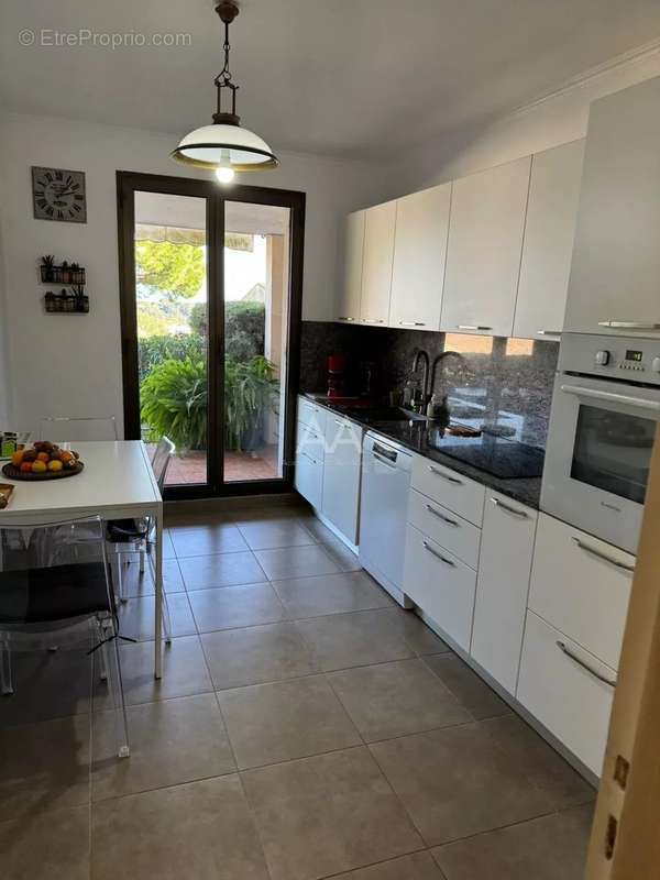 Appartement à VILLENEUVE-LOUBET