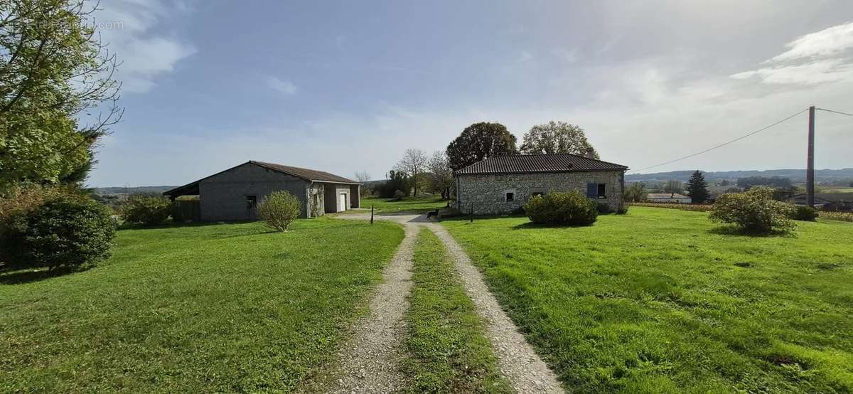 Maison à DAUSSE