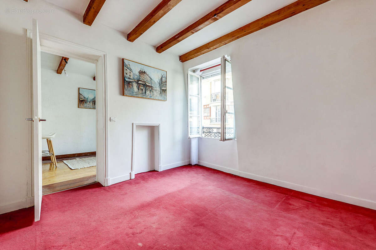 Appartement à PARIS-20E