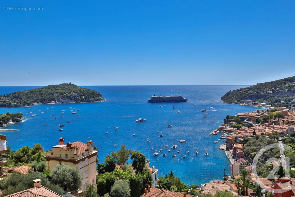 Appartement à VILLEFRANCHE-SUR-MER