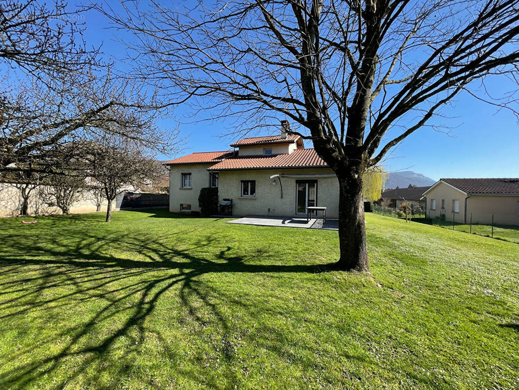 Maison à LAGNIEU