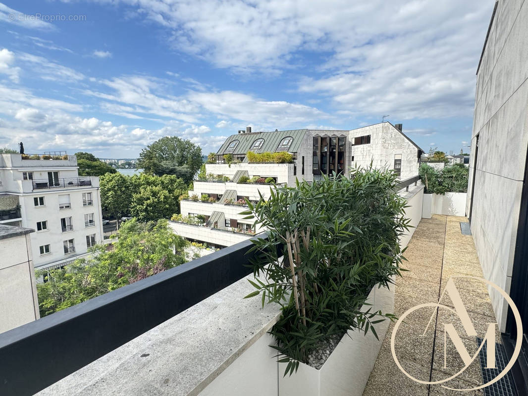 Appartement à ENGHIEN-LES-BAINS