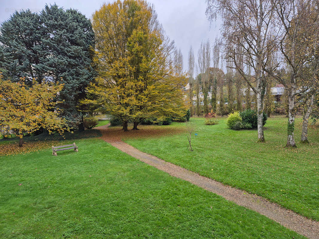 Appartement à EPERNON