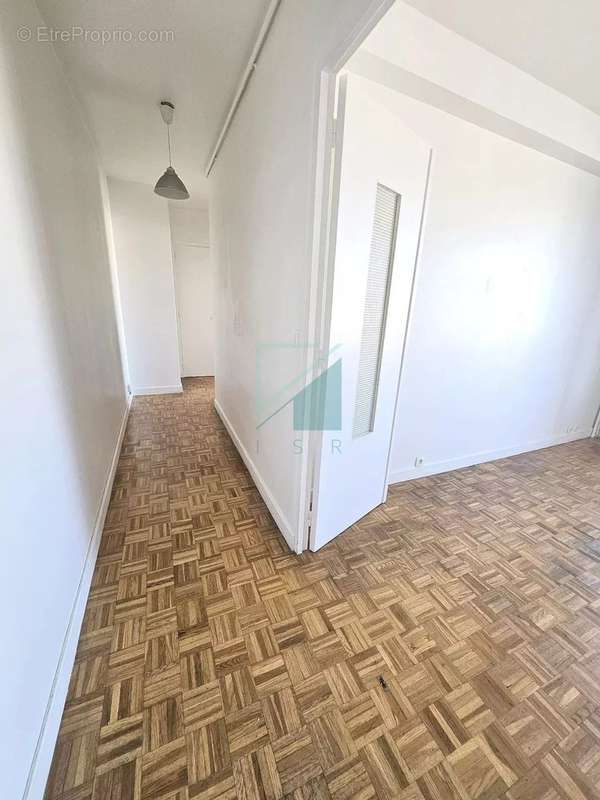 Appartement à PARIS-20E