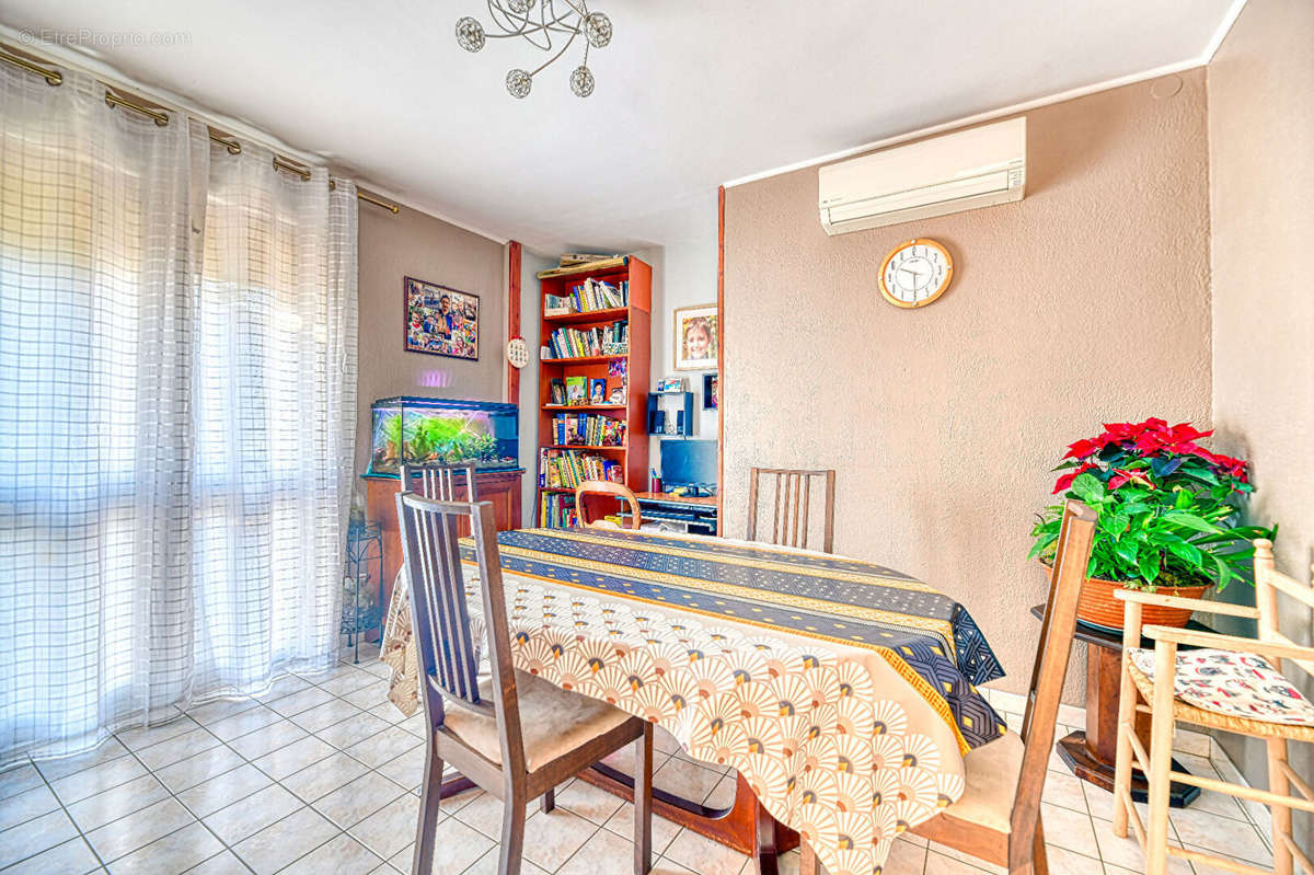 Appartement à NIMES