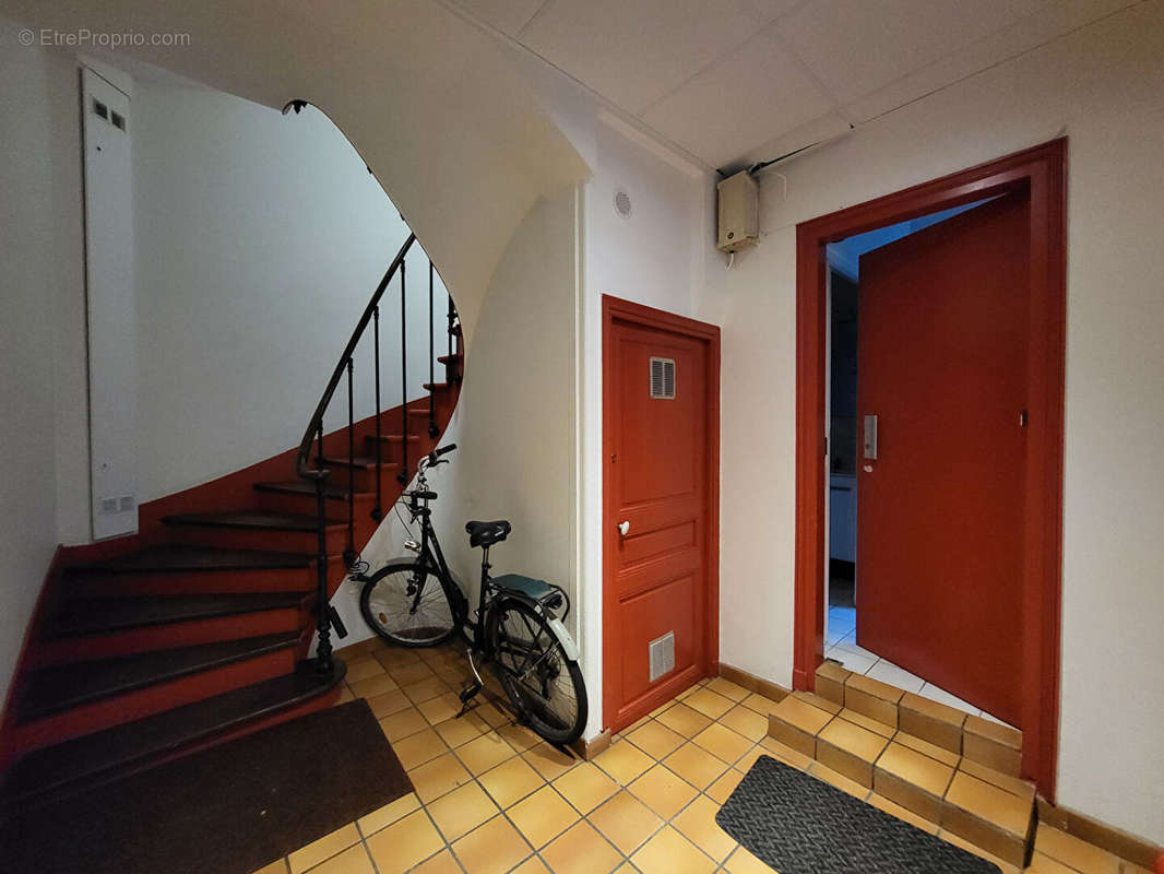 Appartement à PARIS-18E