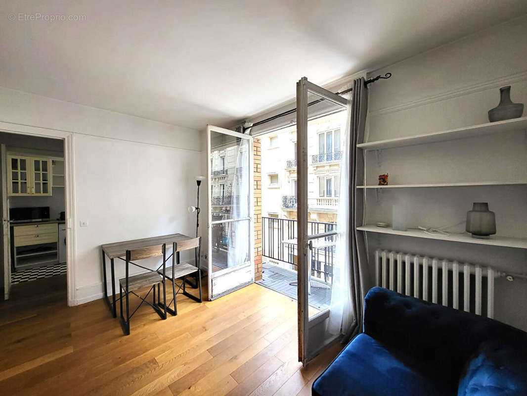 Appartement à PARIS-9E