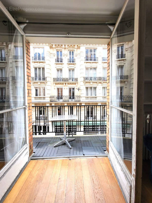 Appartement à PARIS-9E