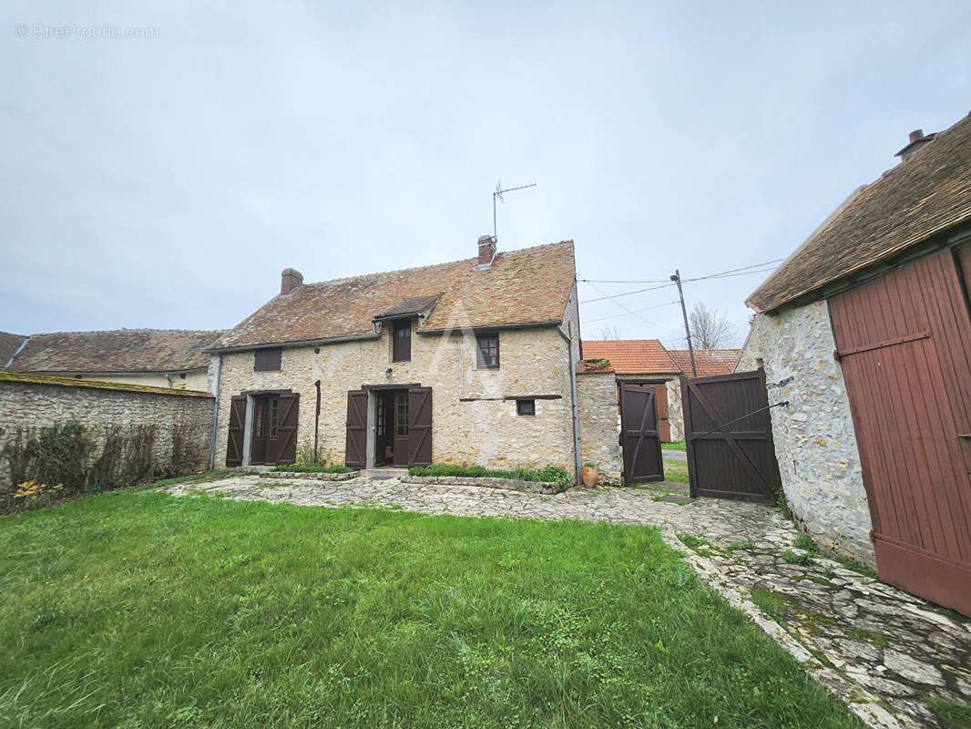 Maison à DOURDAN